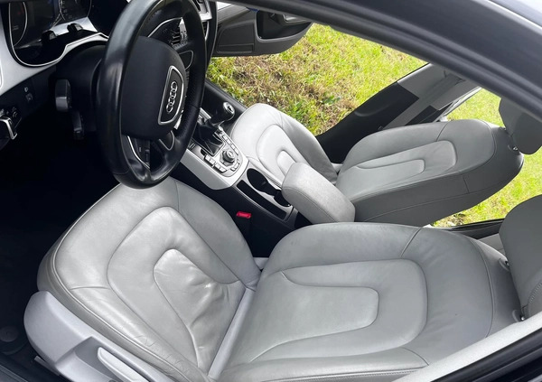 Audi A4 cena 55000 przebieg: 151000, rok produkcji 2015 z Września małe 56